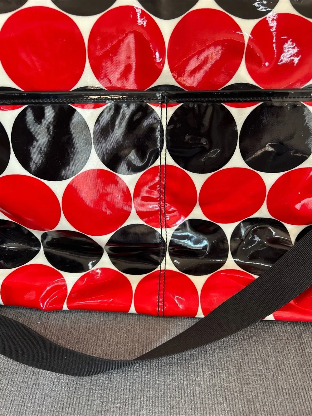 Kate Spade Daycation Serena Diaper Bag Polka Dot Red Black White